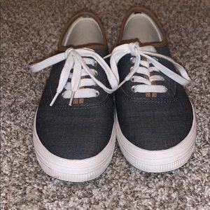 American Eagle Ked like shoe!